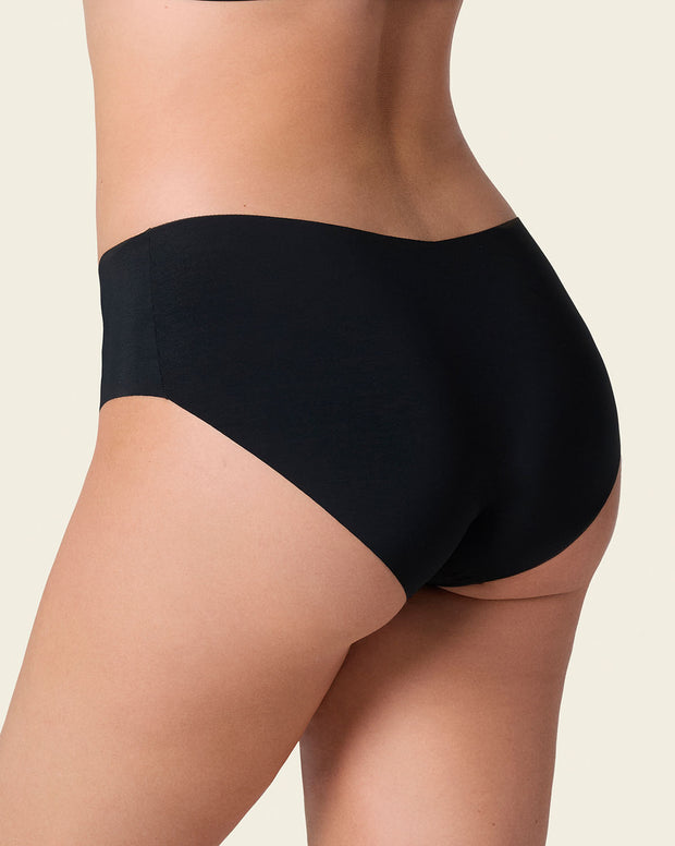 No ride-up seamless hiphugger panty
