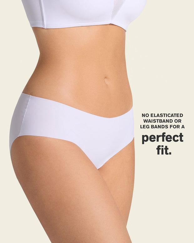 No ride-up seamless hiphugger panty